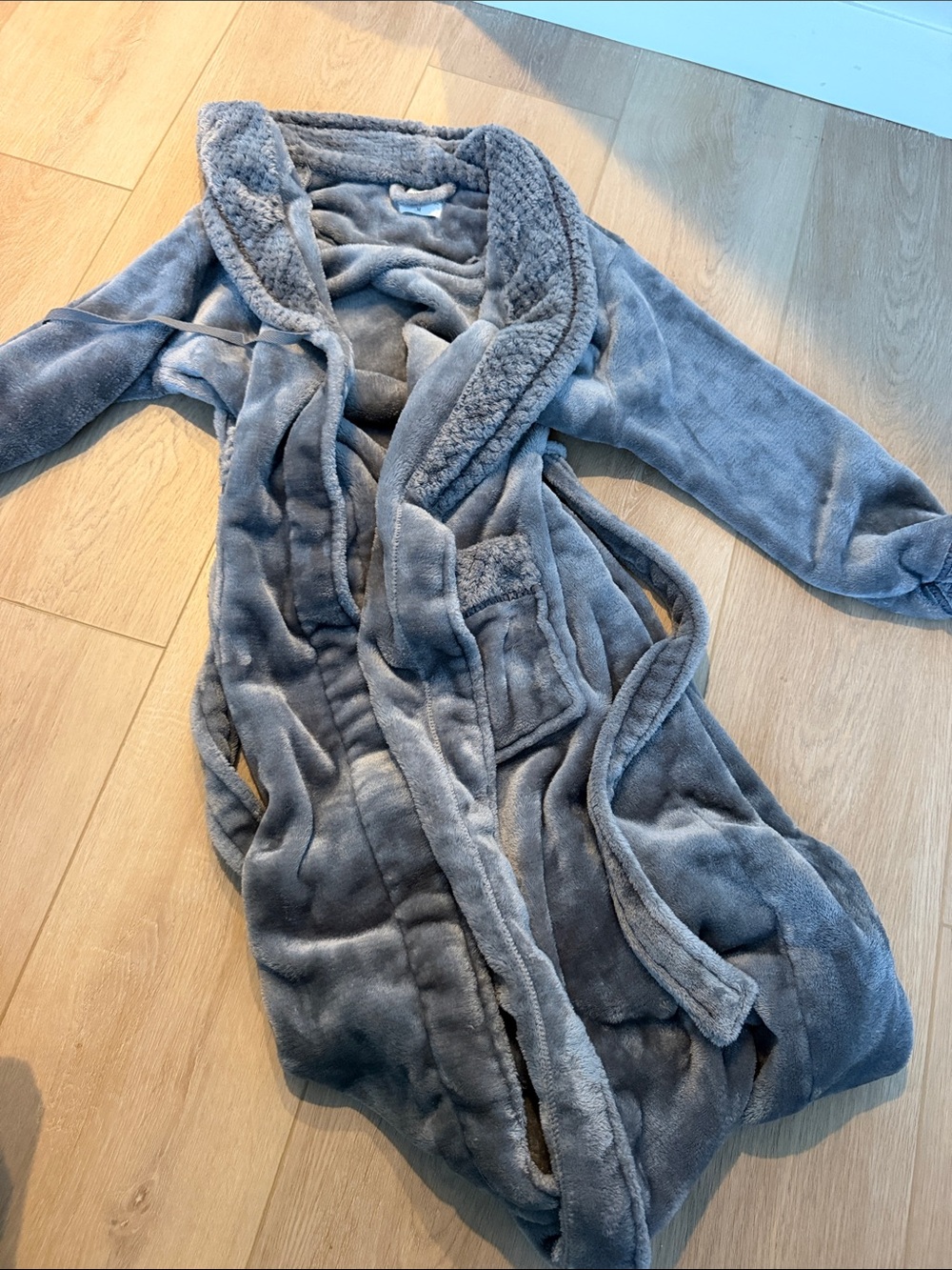 Plush Shawl-Collar Robe Jacket - Gray